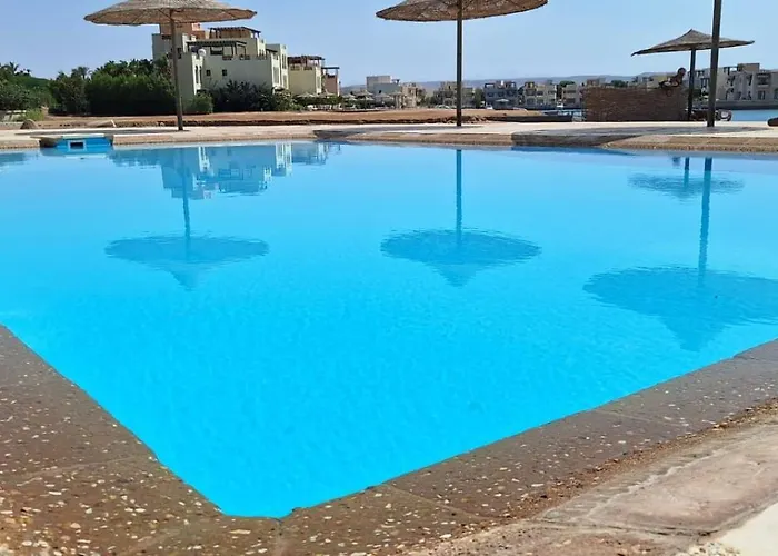 Fanadir Lagoon 2-bedroom Pool And Lagoon View Sleeps 4 Persons, Close To Abu Tig Marina, Mangroovy, And Kite Centers * Эль-Гуна