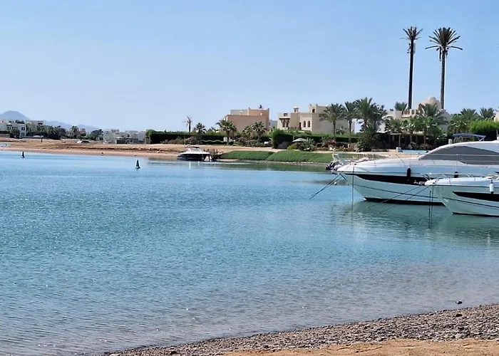 Fanadir Lagoon 2-bedroom Pool And Lagoon View Sleeps 4 Persons, Close To Abu Tig Marina, Mangroovy, And Kite Centers Апартаменты *