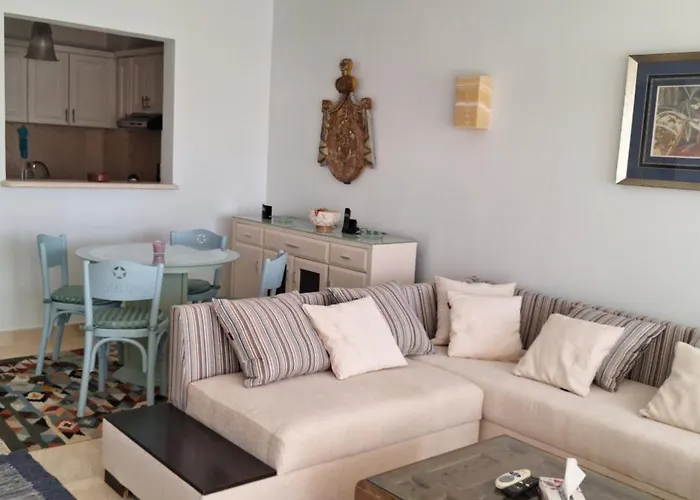 Апартаменты Fanadir Lagoon 2-bedroom Pool And Lagoon View Sleeps 4 Persons, Close To Abu Tig Marina, Mangroovy, And Kite Centers Эль-Гуна