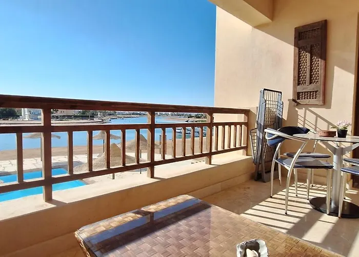 Fanadir Lagoon 2-bedroom Pool And Lagoon View Sleeps 4 Persons, Close To Abu Tig Marina, Mangroovy, And Kite Centers *