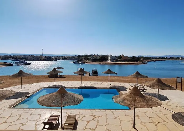 Fanadir Lagoon 2-bedroom Pool And Lagoon View Sleeps 4 Persons, Close To Abu Tig Marina, Mangroovy, And Kite Centers Апартаменты Эль-Гуна